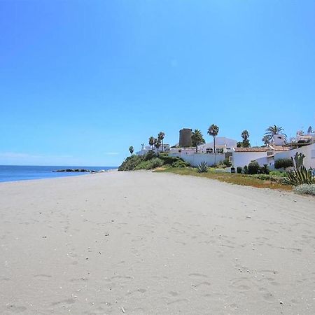Beachhouse Galore Estepona Exterior photo