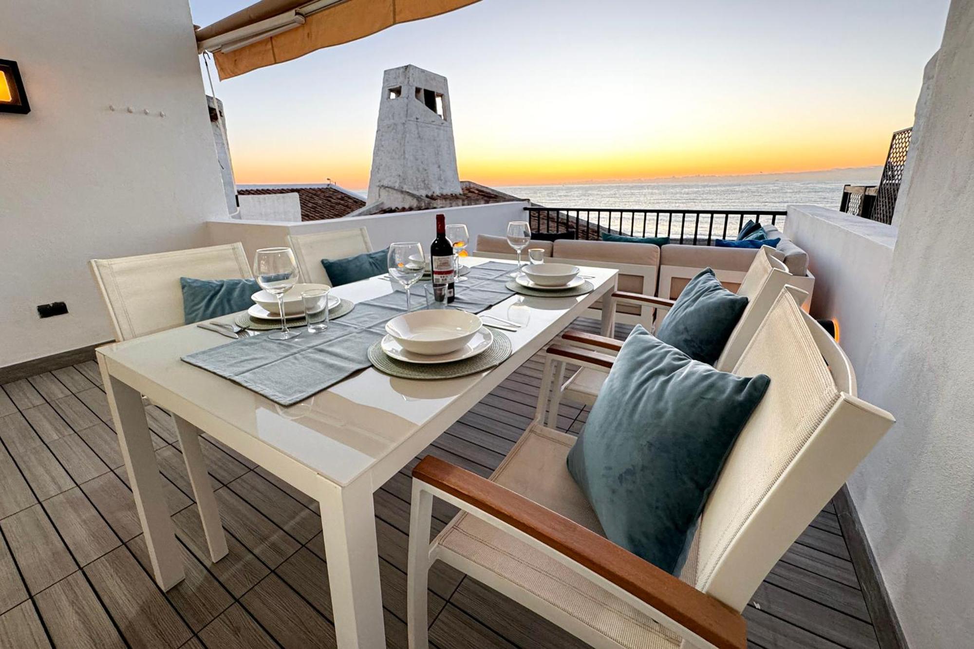 Beachhouse Galore Estepona Exterior photo